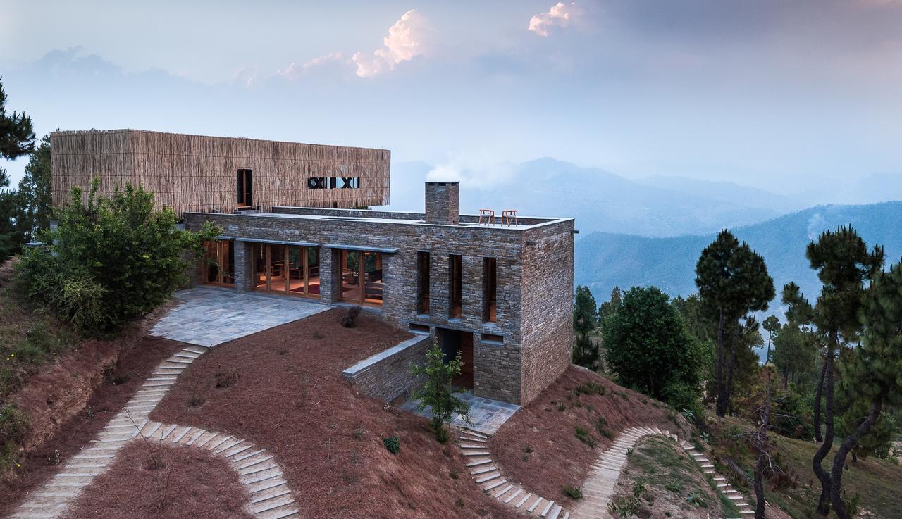 Hotel The Kumaon à Binsar Extérieur photo